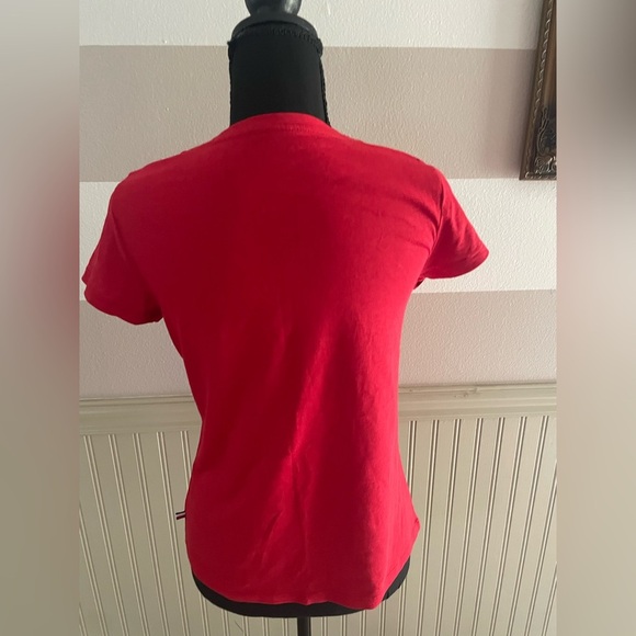 100% Cotton Tommy Hilfiger Red Short Sleeve Tee - Picture 4 of 6